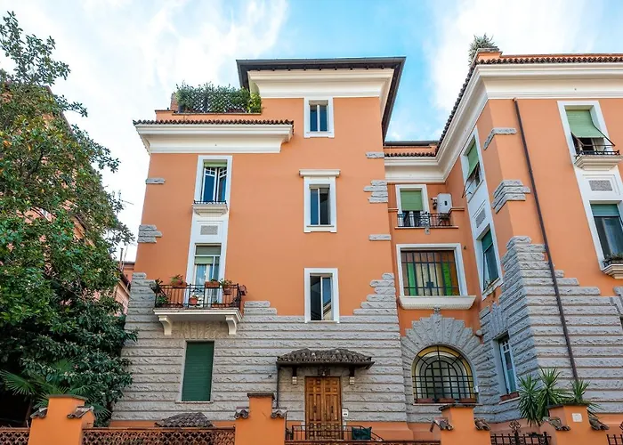 Apartment Tour De *